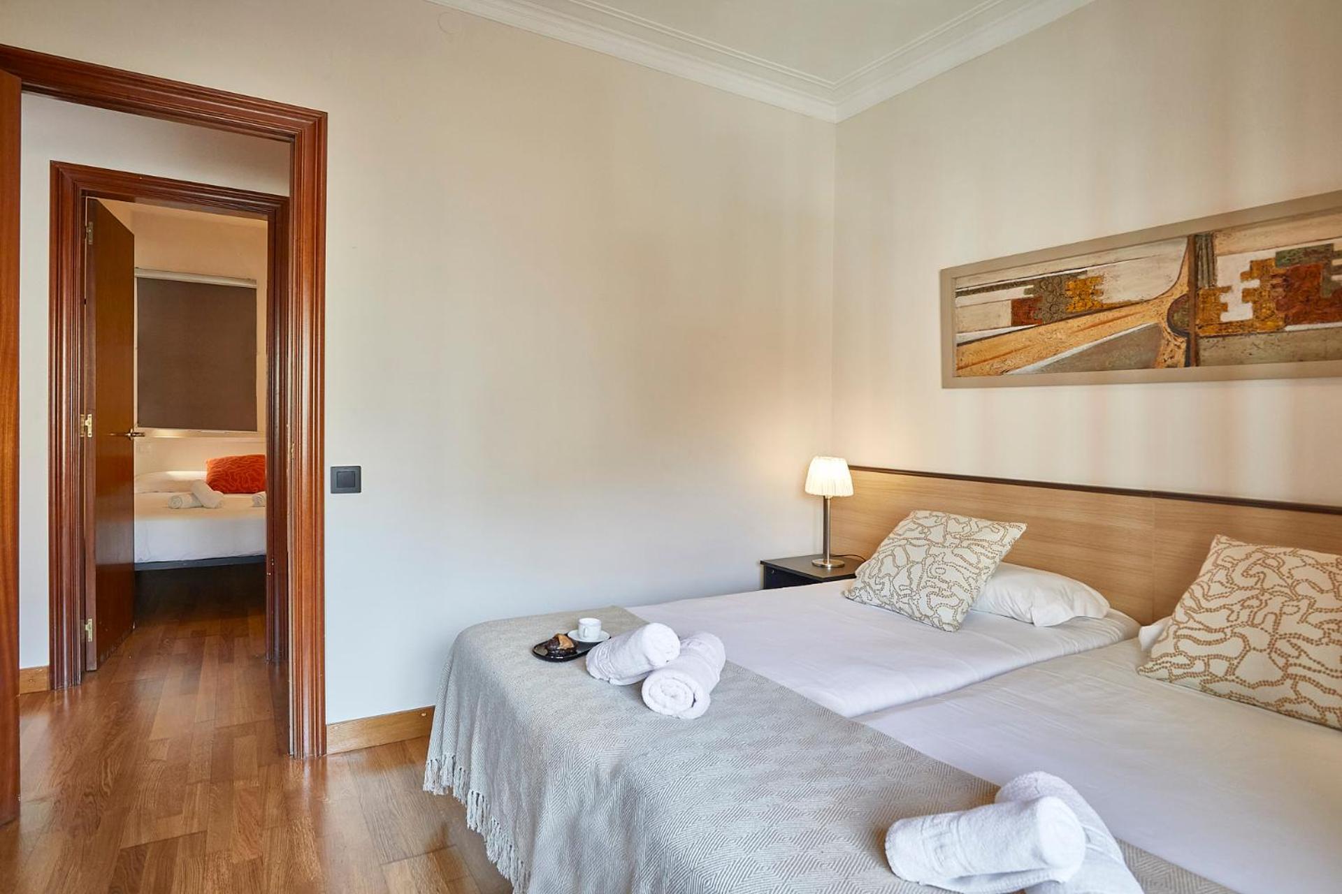 Апартаменты Bbarcelona Gaudi Avenue Flat Экстерьер фото